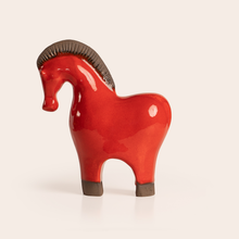 Load image into Gallery viewer, Red Horse (S)
