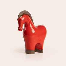 Load image into Gallery viewer, Red Horse (S)
