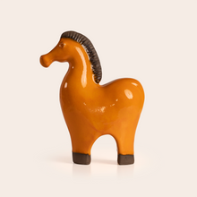 Load image into Gallery viewer, Yellow Horse (M)
