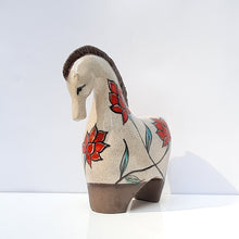 Load image into Gallery viewer, Red flower patterned Horse (L)
