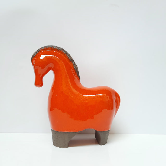 Orange Horse (L)