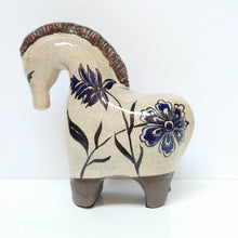 Load image into Gallery viewer, Cobalt flowering patterned Horse (S)
