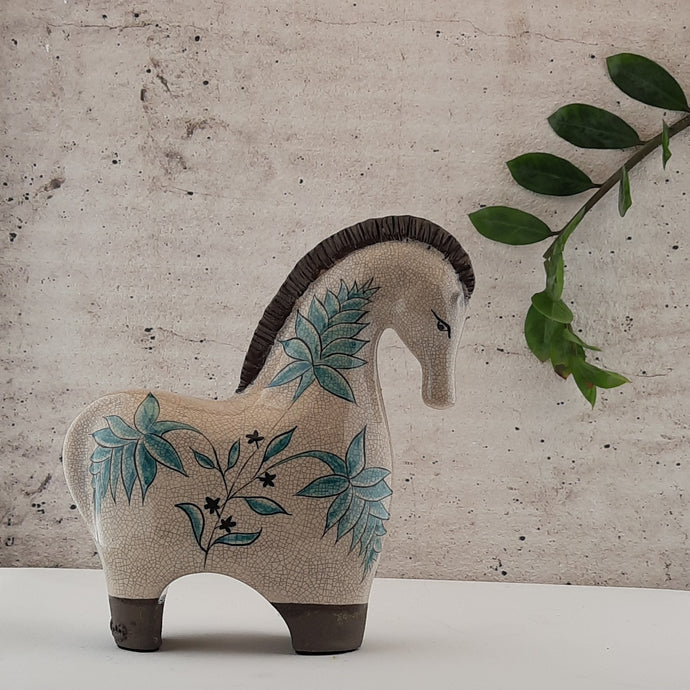 Blue flower patterned Horse (L)